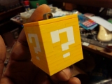smb question block (small; hanging) close-up (less blurry)