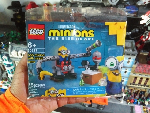 30387 (bob minion with robot arms)